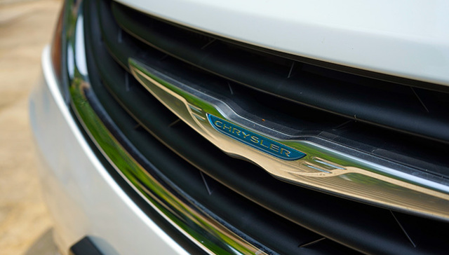 这台搭载硕果仅存V6发动机的MPV让中年之魂有了安放处