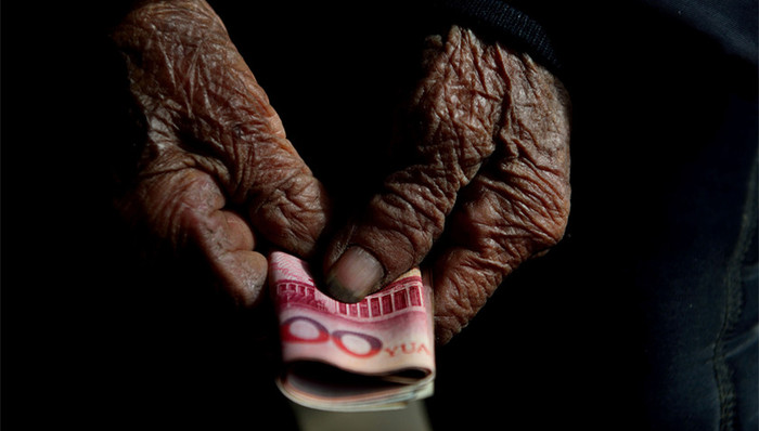 养老金,衡水一中,幼儿园校车,郑州公厕,凶宅,四川洪灾