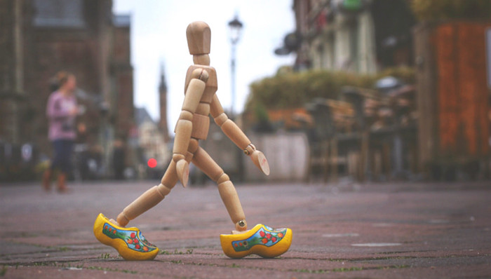 华为,海尔,诺基亚,特斯拉,克里斯坦森,颠覆式创新,马斯克