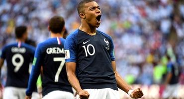 梦回1998？ 姆巴佩引领青春风暴助法国初露冠军相