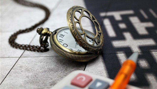 证监会办案人员深揭金亚科技造假把戏