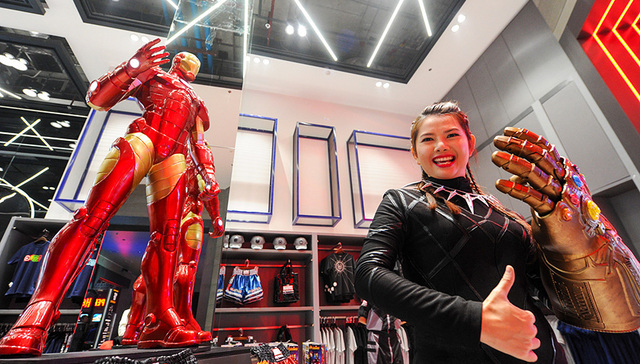 又一个漫威主题乐园开了，我要和超级英雄们一起拯救世界