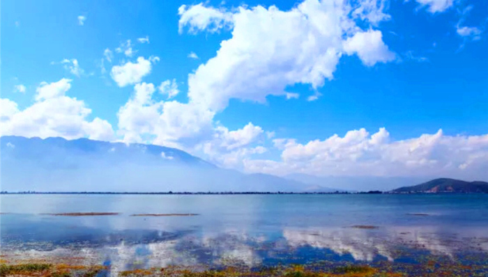 这趟开往大理的动车，2个小时，轻松抵达没有人潮的避世古镇！