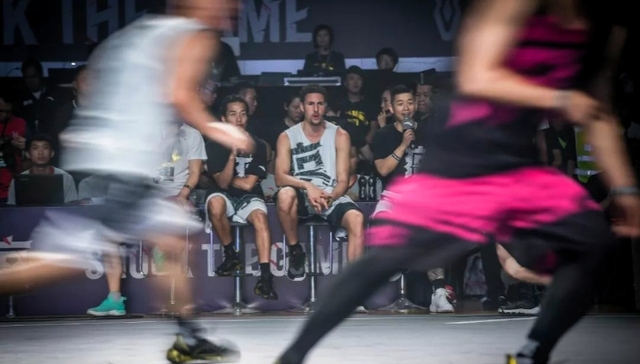 【特写】有“中国汤”卖力吆喝 安踏的篮球鞋到底卖得怎样？