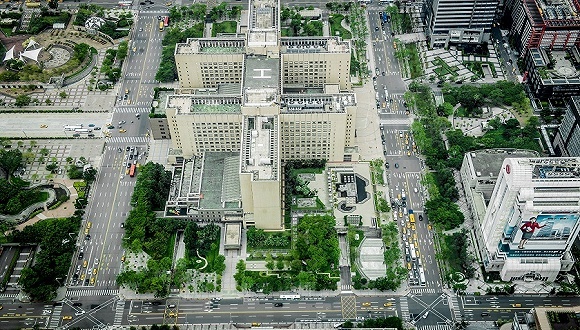 降价促销开启 石榴集团十里春风八折销售