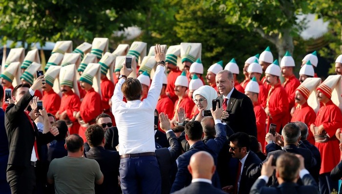 权力游戏,经济世界观,中东北非