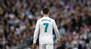 皇马官宣C罗加盟尤文图斯 转会费1.05亿欧年薪3000万