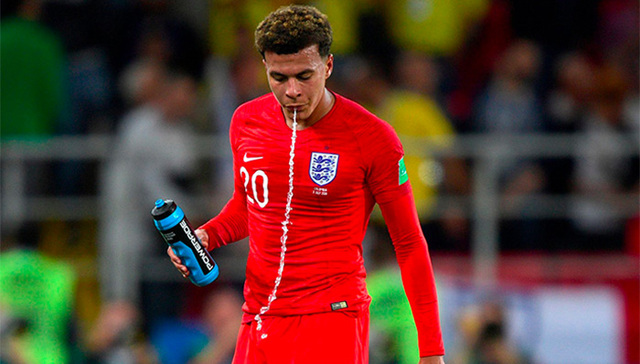 为什么球员喝水之后要吐出来？这背后暗藏玄机