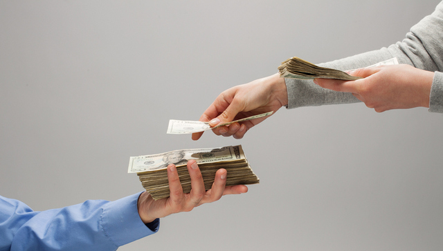 上半年全国财政收入增长10.6% 营改增税率下调效应显现