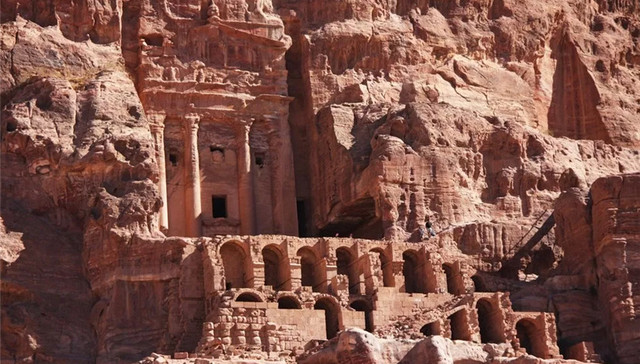 约旦 | 这座比马丘比丘更古老 比吴哥窟更壮美的玫瑰之城是我今年最想去的地方