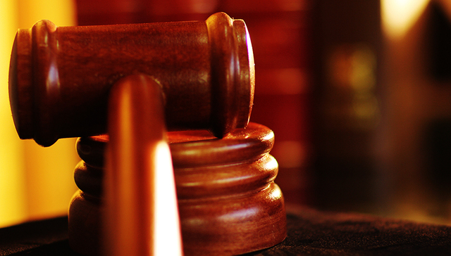 资本玩家鲜言受审：被指操纵证券市场 拒交34亿罚款进“老赖”名单