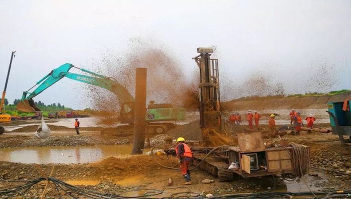 洪灾,天然气,管道