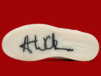 【是日美好事物】需要找希腊代购的Off