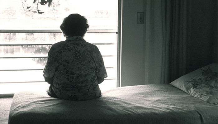 人民日报,进程带娃,异地就医