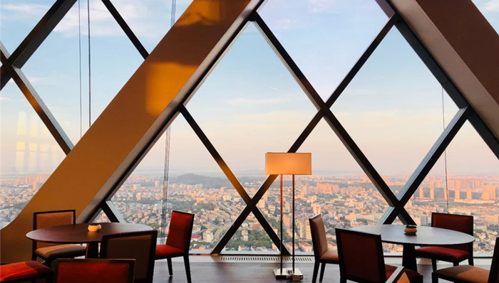 中国最高凯悦开业，然后我们第一时间就替你吃了+刷了