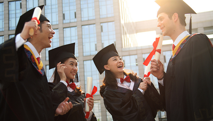 清华,北大,国际化