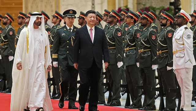 习近平,阿布扎比,王储,欢迎仪式,阿联酋空军,副总统,总理,总统府,穆罕默德,飞行表演队