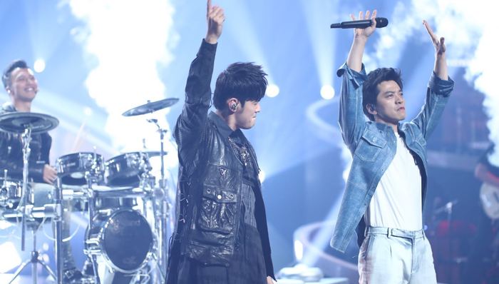 选秀,中国好声音,PK赛,杨幂,高燃,自然圈,推官,谢霆锋表示,收视率,播出