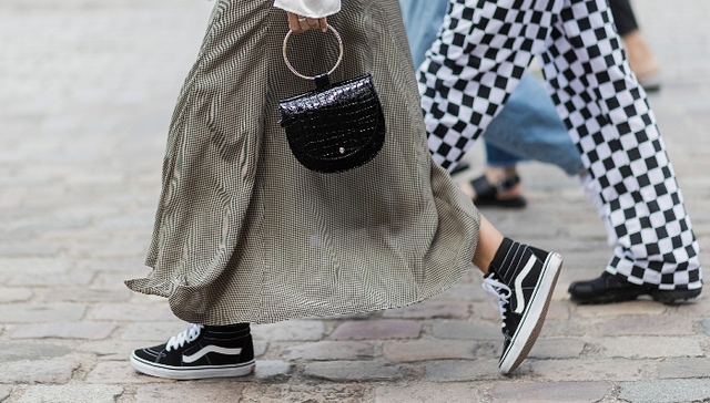 劲吹运动潮流风 Vans业绩大涨35%领跑母公司