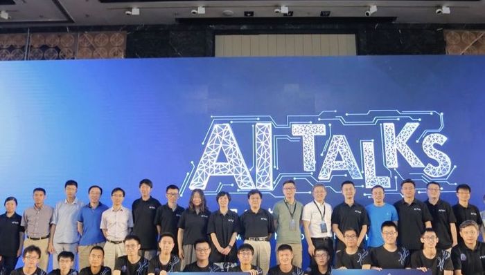 拍拍贷年底将成立“智慧金融大学”，推进理念和技术双输出