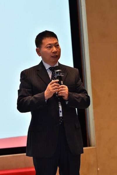 华为手机召开质量大会，余承东称：要超越所有竞争对手