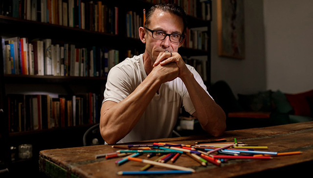 《搏击俱乐部》作者帕拉尼克：突然间一无所有“其实挺好的”