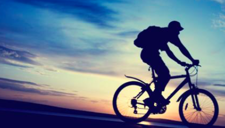 从自由的轮子、皇帝的爱好到潮人的玩意：自行车如何成为现代性的象征？