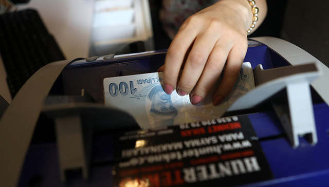 被美国威胁经济制裁 土耳其里拉再度大跌