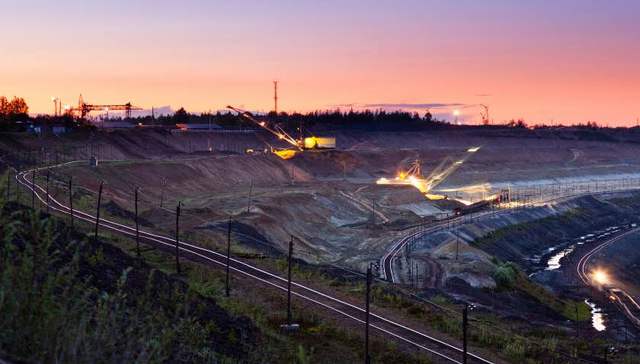 重庆巨能建设集团挂牌转让子公司100%股权 涉2宗商住地