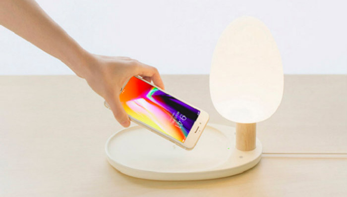 【发现好物】这款无线充电台灯，将自然照明和无线充电的功能合二为一