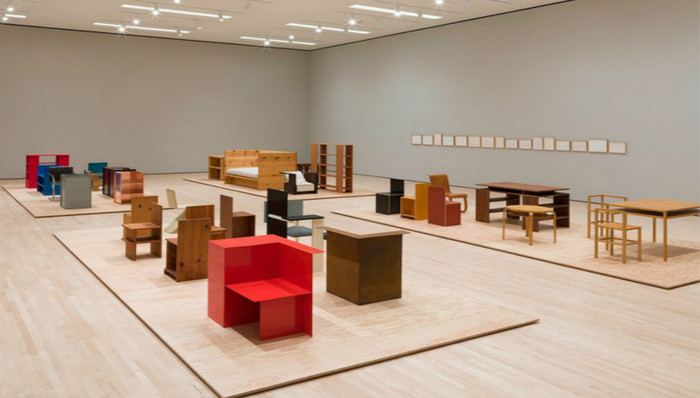 旧金山现代艺术博物馆举办“唐纳德·贾德：特定家具”展览