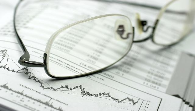 半年报,业绩下滑