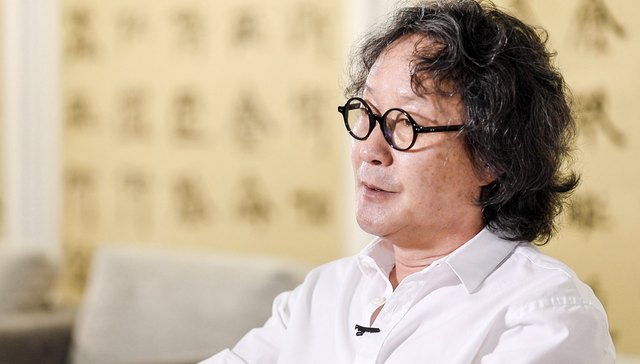 【专访】徐冰：我喜欢去触碰大家没有意识到的部分