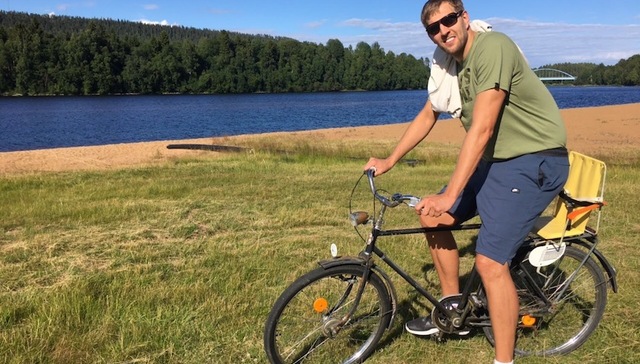 人到中年转型段子手 “老司机”诺维茨基找到第二春