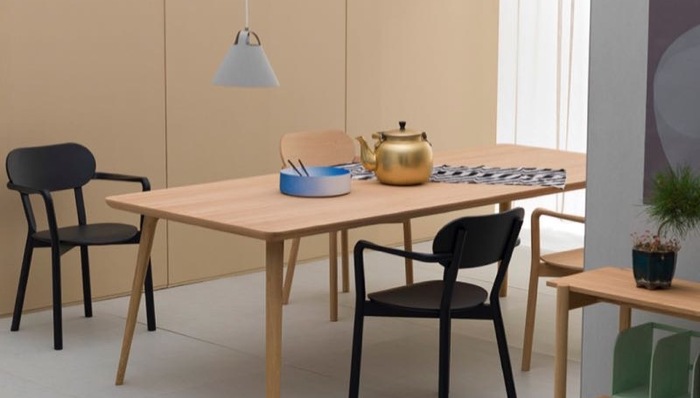 KARIMOKU眼中，一件家具应该与制成它的木头一样长久