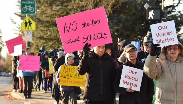 温哥华为流浪汉建房，当地居民不高兴了