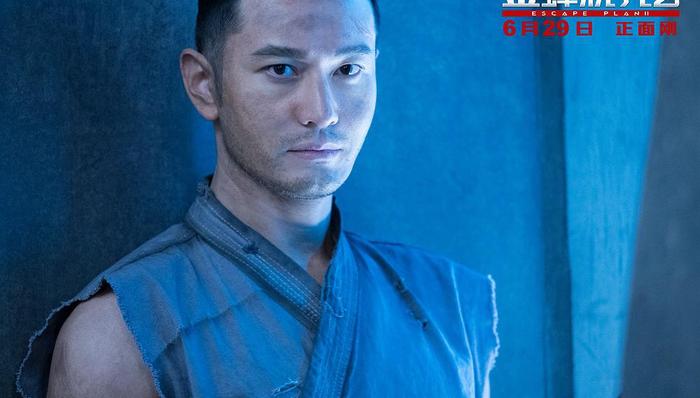 黄晓明,保税港区,贾乃亮,明晖,持股比例,餐饮,任泉,霍尔果斯,皮包公司,霍思燕