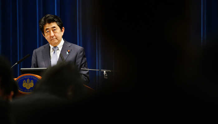 日媒：安倍称“大力发展中日关系”力争访华，今后或不参拜靖国神社