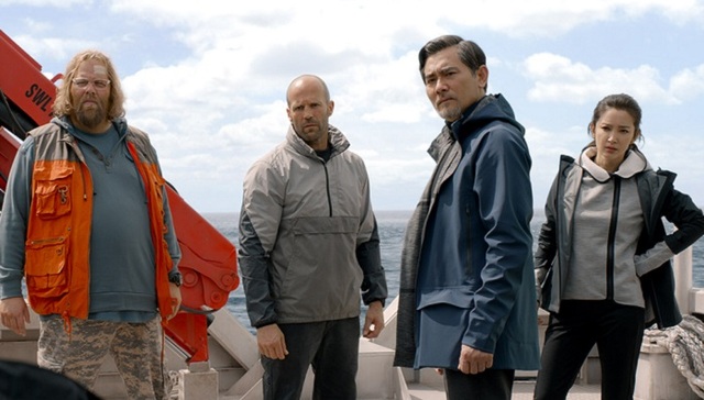 【北美票房】《巨齿鲨》首周斩获4450万美元 拔得头筹