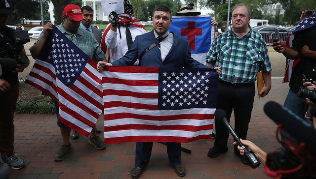 仅30人现身阵势落下风 美极右华盛顿集会冷清收场