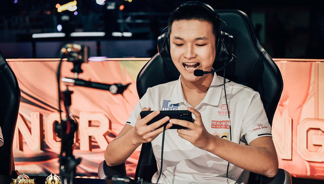 《王者荣耀》即将走进亚运会，赛事手机该具备哪些标准？