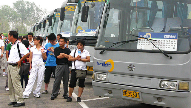 东方时尚,理财产品,理财投资,招拍挂,闲置募集资金,业绩,达人,天花板,回购股份,驾驶员培训