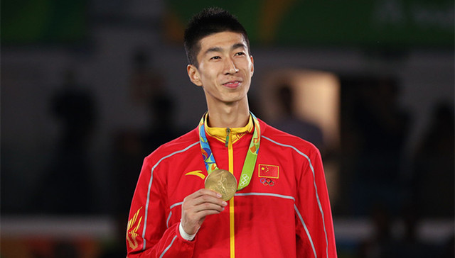 【体育晚报】法国登顶FIFA世界排名 赵帅任亚运中国代表团旗手