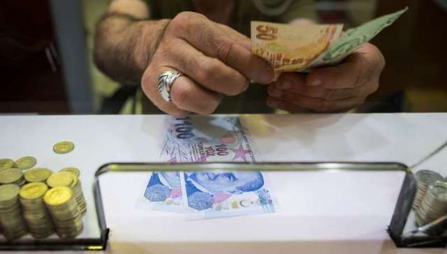 【天下头条】土耳其主权评级再遭两家机构下调 美国消费者信心降至年内低点