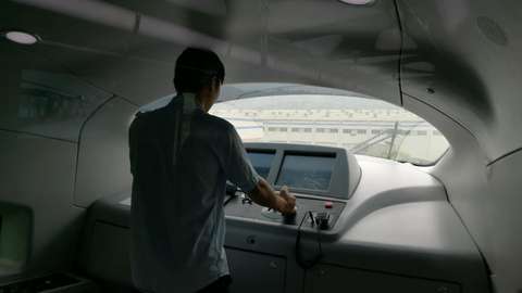 【“新时代·新平台·新机遇”——“一带一路”大型网络主题活动】从“治污”到“治堵”，比亚迪将云轨推向“一带一路”沿线国家