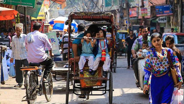 Hike,WhatsApp,Uber,UGC,谷歌,Nordstrom,印度发展,市场构建,猎枪法