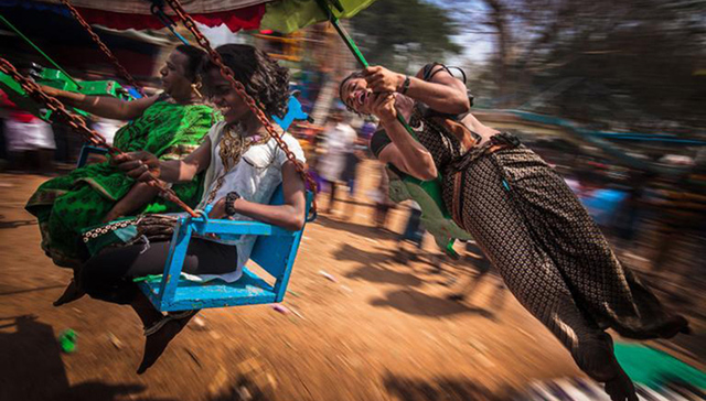 25个充满仪式感的各地“传统”