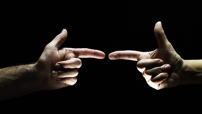 棱镜,贝壳,全生命周期管理,第一推动者,中原地产,腾讯,德佑,我爱我家,二手房市场,中介品牌