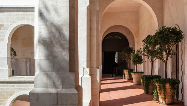 在以色列的雅法，有一座最古老建筑改造的最新的酒店