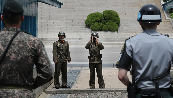 权力游戏,亚洲政治,朝鲜为人知